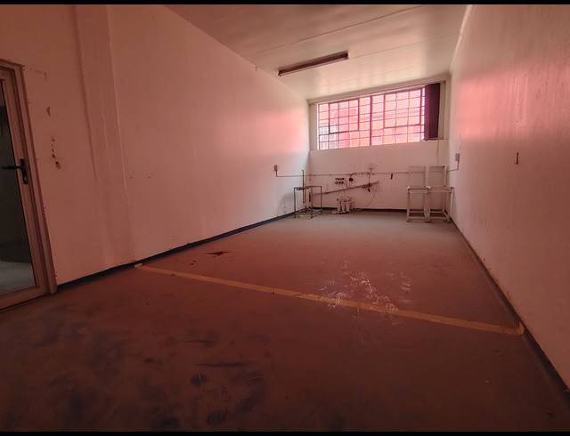 778M² WAREHOUSE TO LET IN STEELEDALE